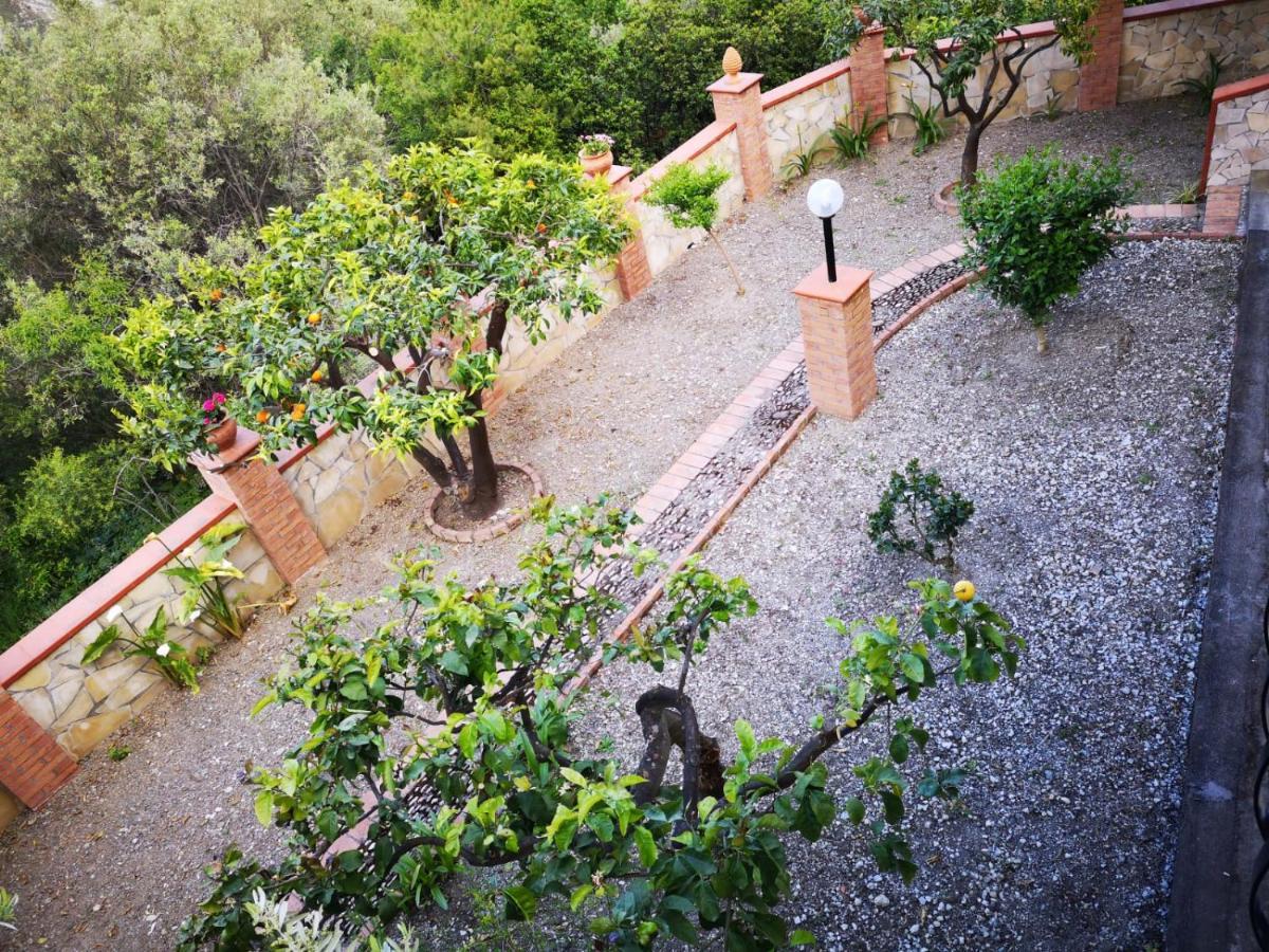 Villa Chris Taormina Exterior photo